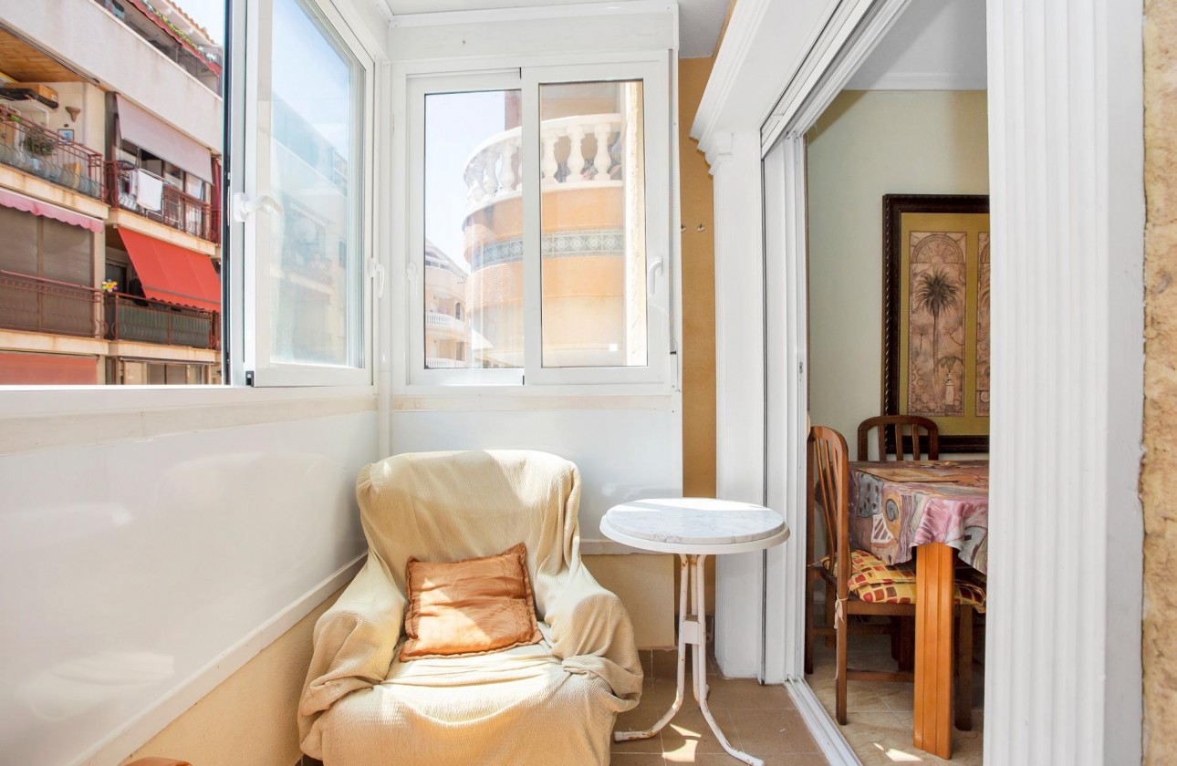 Reventa - Apartamento / piso - Torrevieja - Playa de los locos