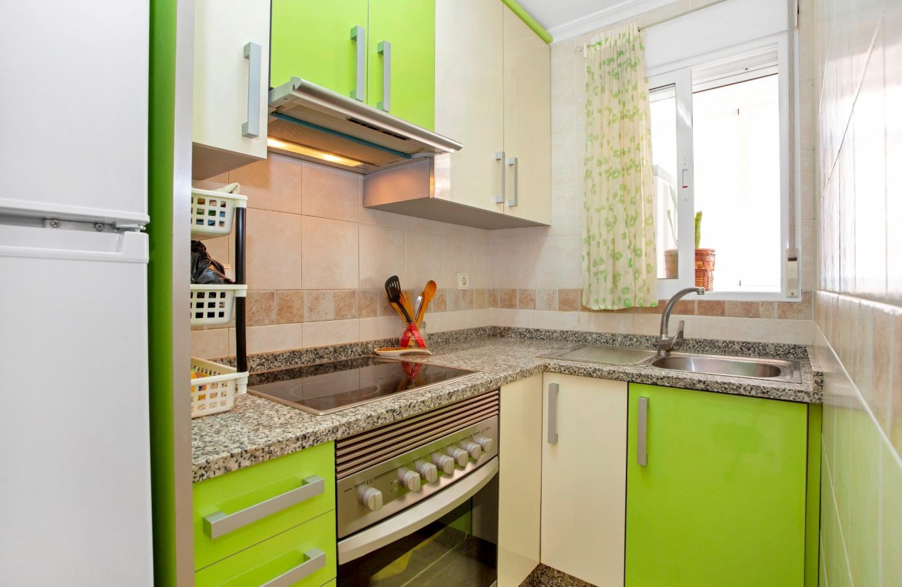 Reventa - Apartamento / piso - Torrevieja - Playa de los locos