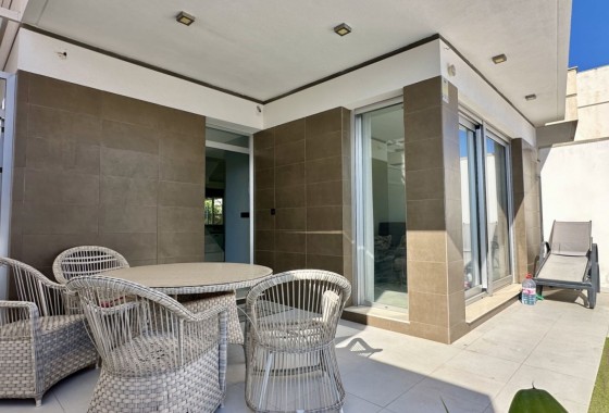 Revente - Villa - Orihuela Costa - Lomas de Cabo Roig