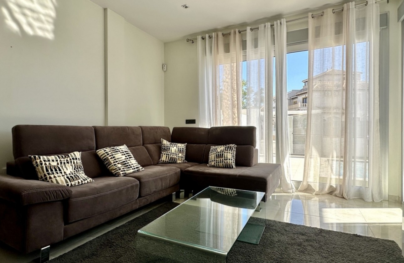 Revente - Villa - Orihuela Costa - Lomas de Cabo Roig