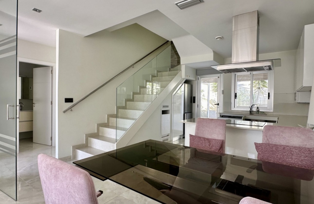 Revente - Villa - Orihuela Costa - Lomas de Cabo Roig