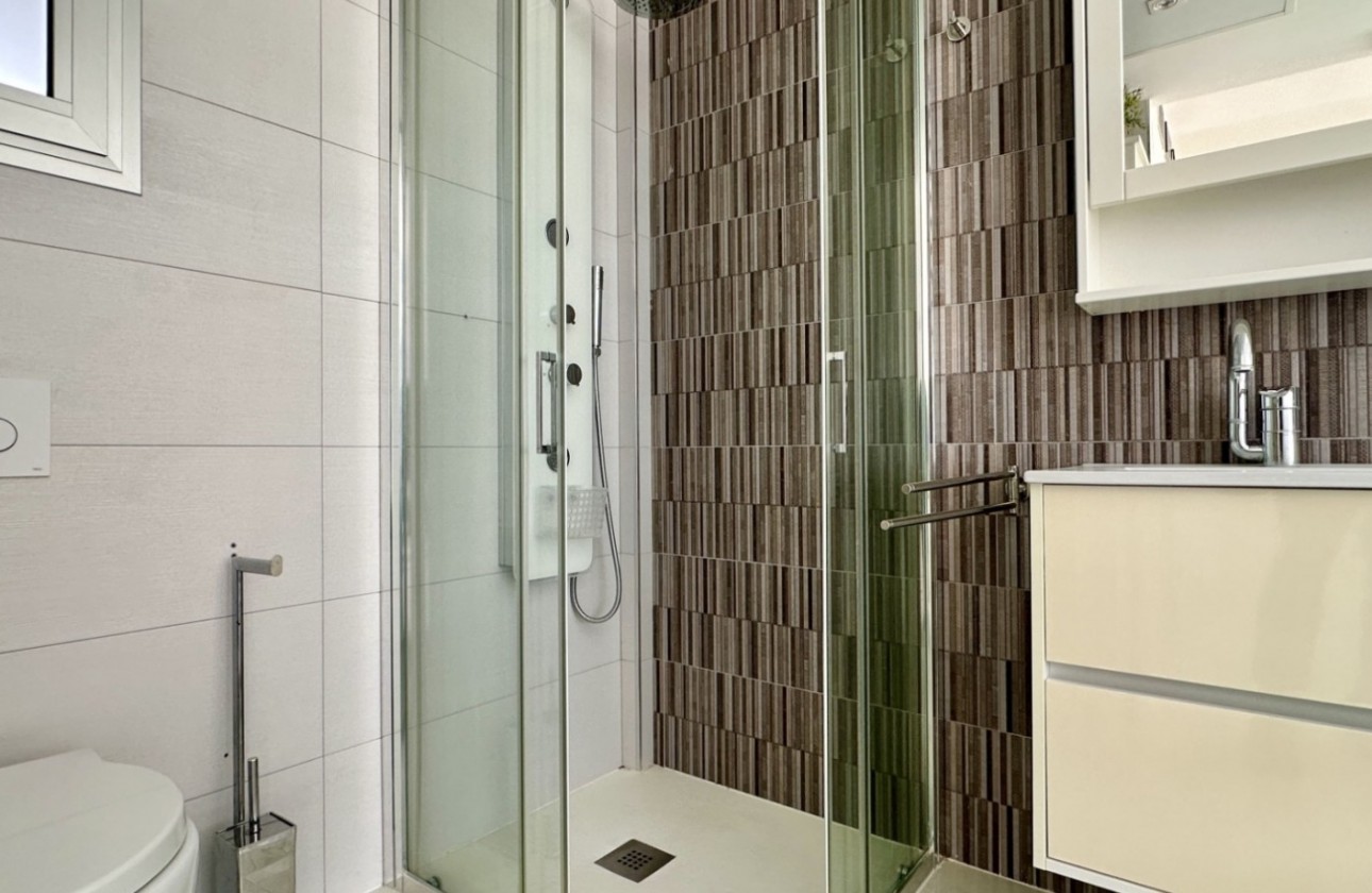 Revente - Villa - Orihuela Costa - Lomas de Cabo Roig