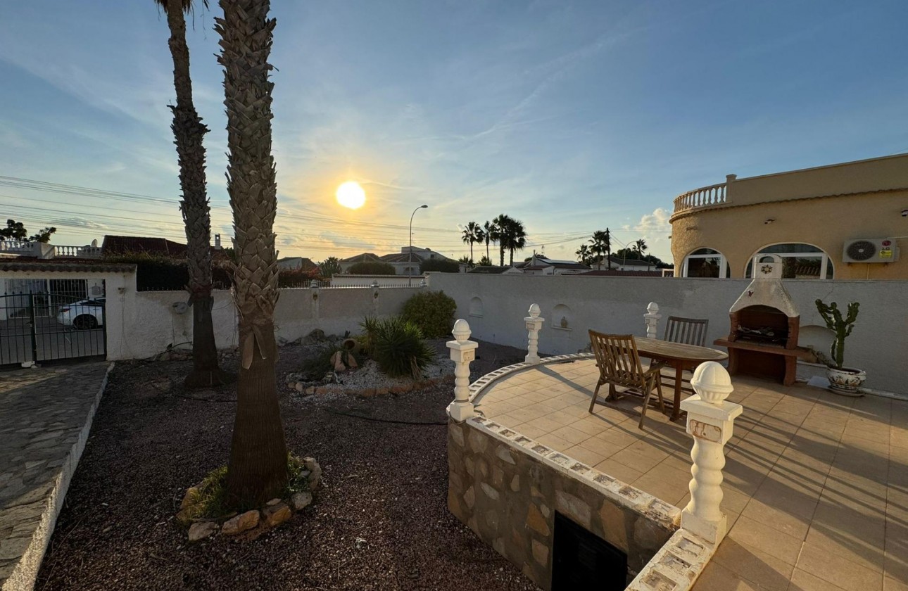 Reventa - Chalet - Torrevieja - San luis