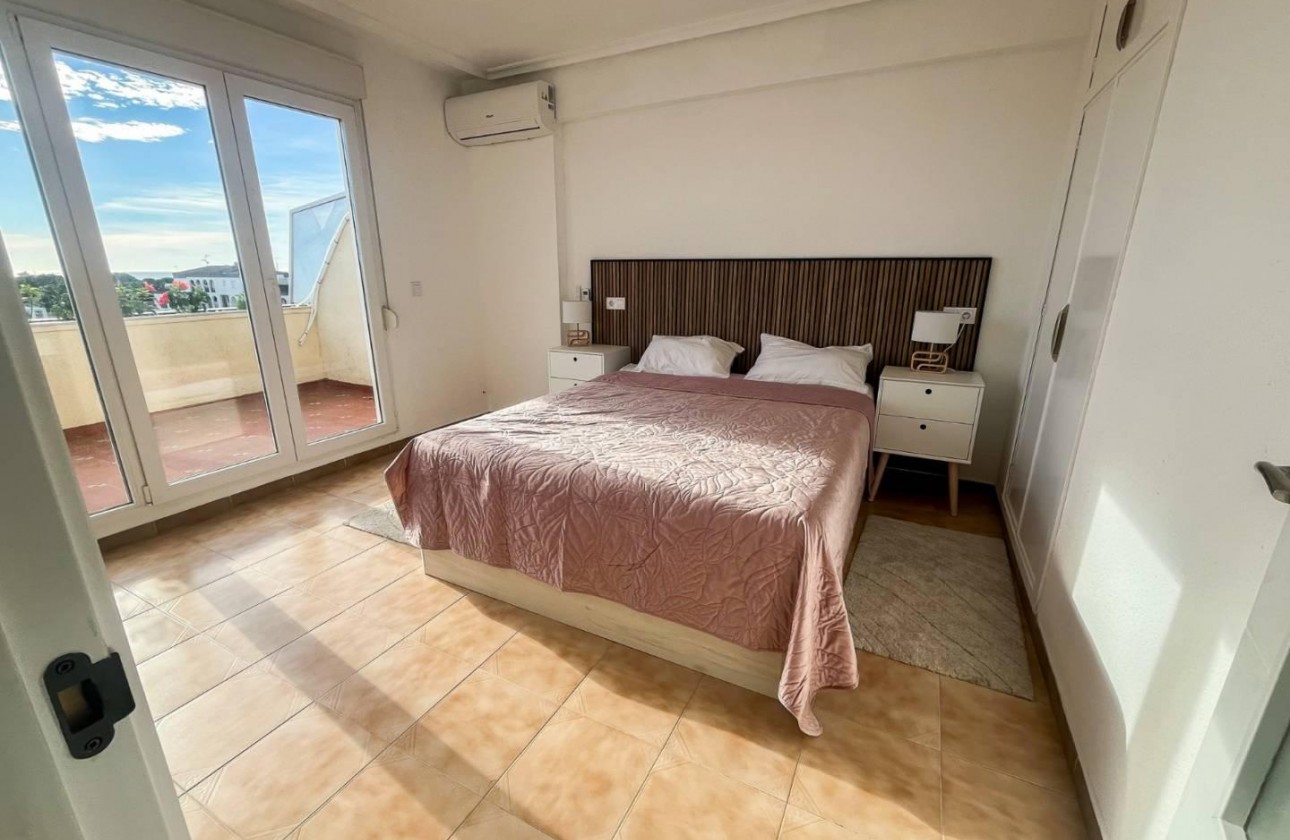 Revente - Appartement - Torrevieja - Punta prima