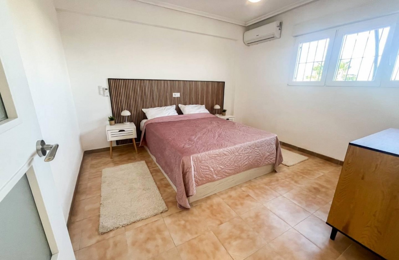 Revente - Appartement - Torrevieja - Punta prima