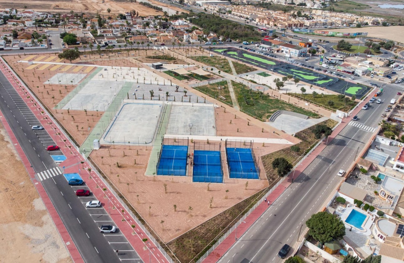 Revente - Villa - Torrevieja - El chaparral