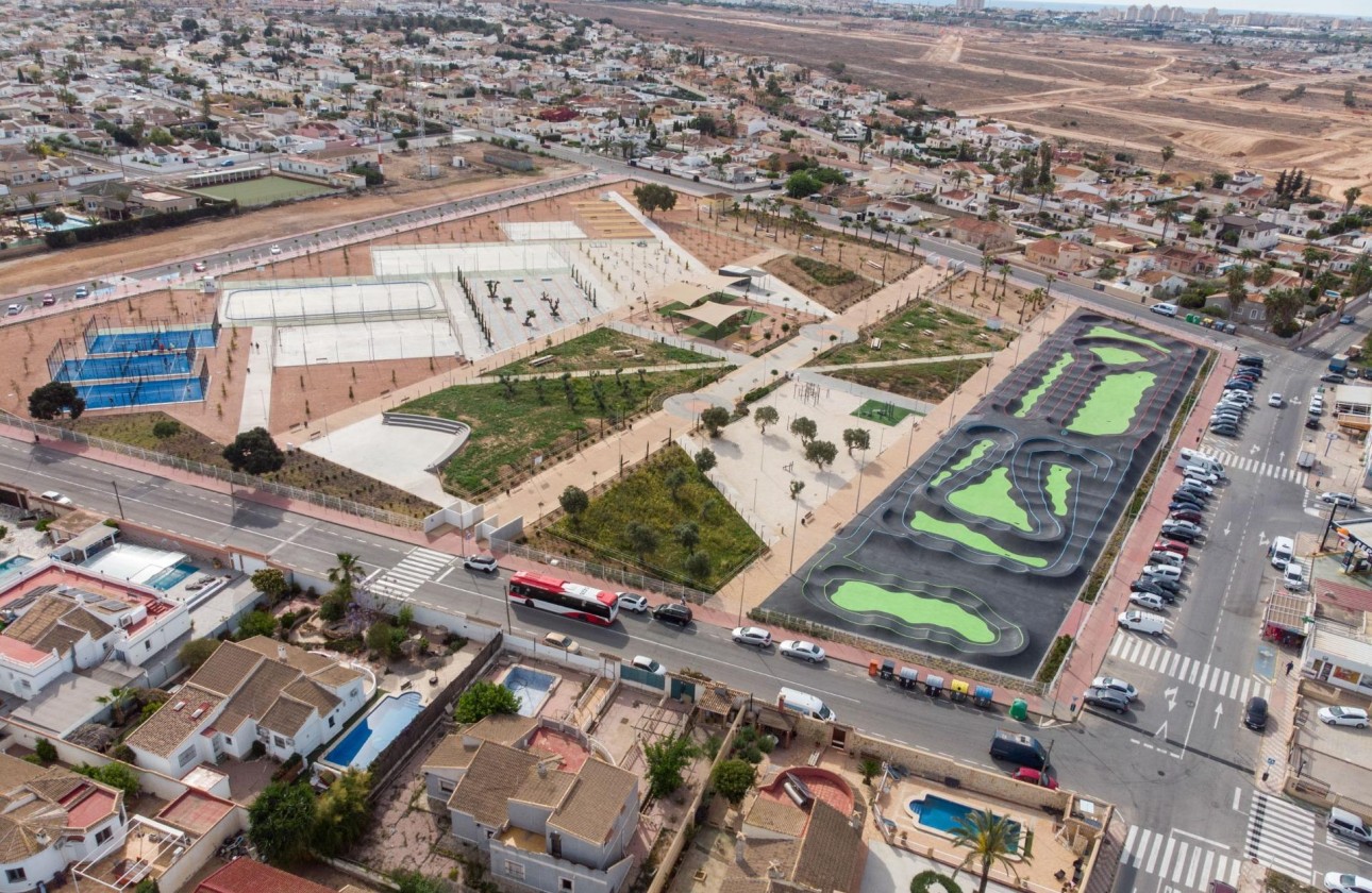 Revente - Villa - Torrevieja - El chaparral