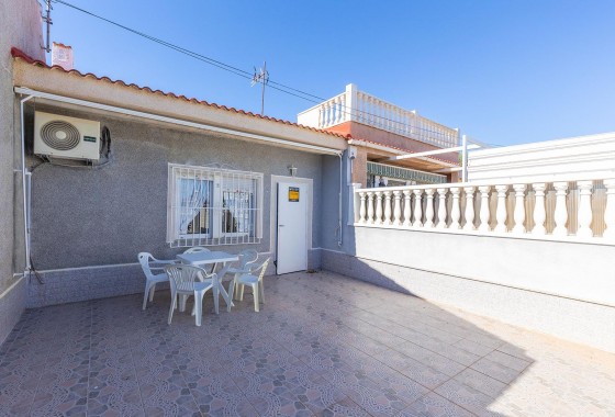 Resale - Bungalow - Torrevieja - La Siesta - El Salado - Torreta