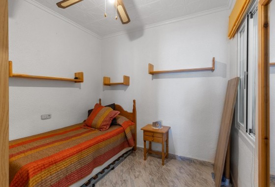 Resale - Bungalow - Torrevieja - La Siesta - El Salado - Torreta