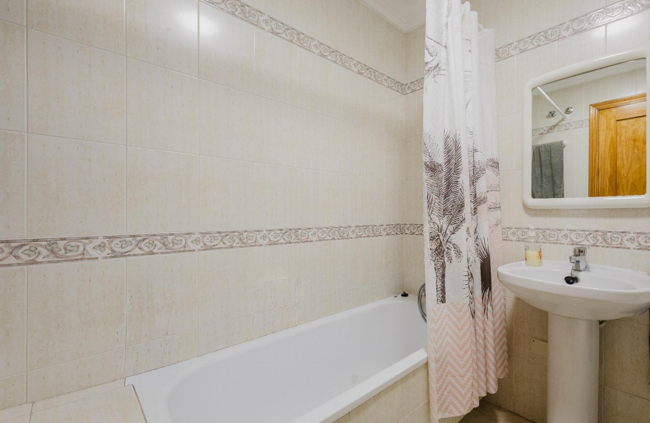 Reventa - Bungalow - Torrevieja - PARQUE DE LAS NACIONES