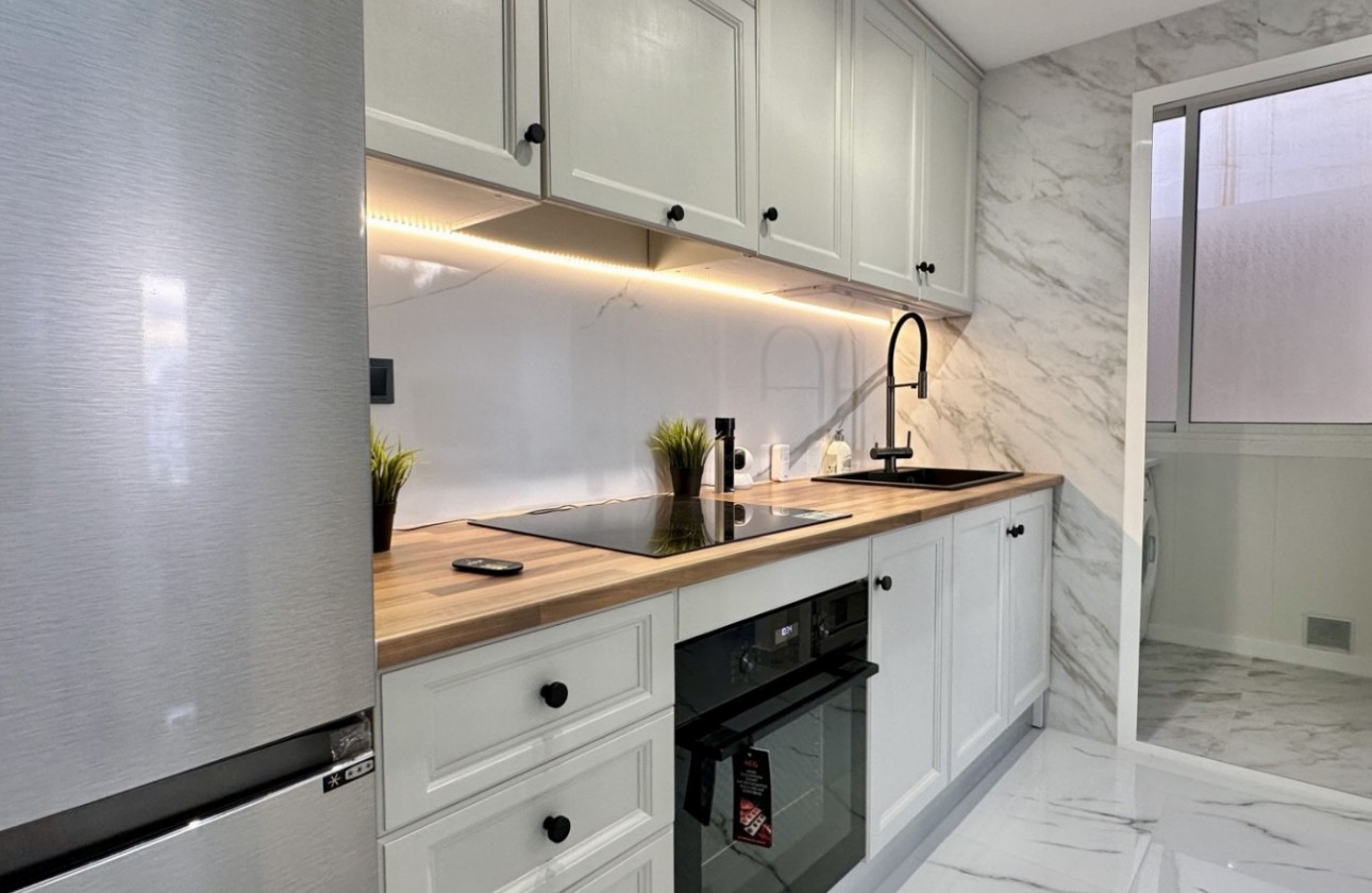 Resale - Apartment / flat - Orihuela Costa - Playa Flamenca