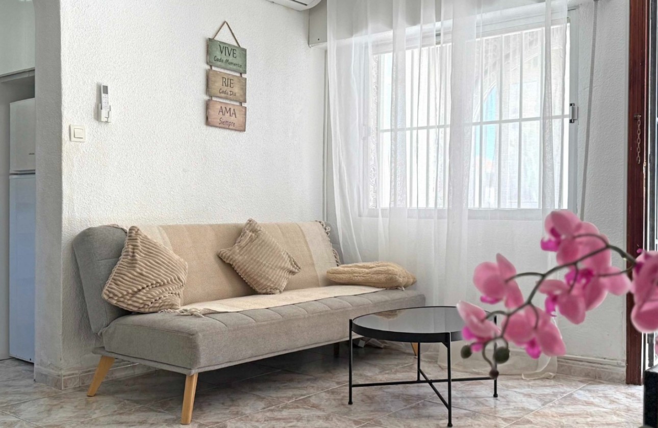 Reventa - Apartamento / piso - Torrevieja - Torrelamata - La Mata