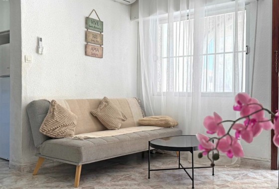 Reventa - Apartamento / piso - Torrevieja - Torrelamata - La Mata