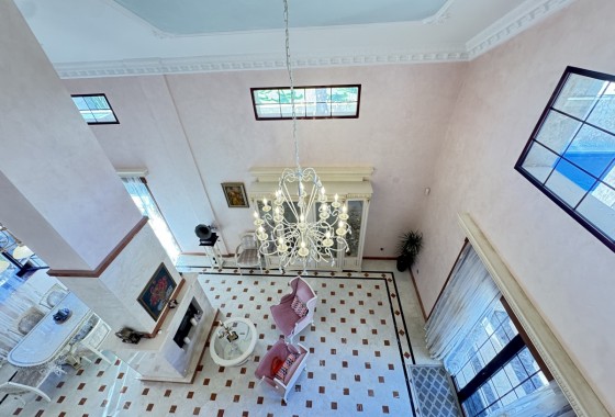 Resale - Villa - Cabo Roig