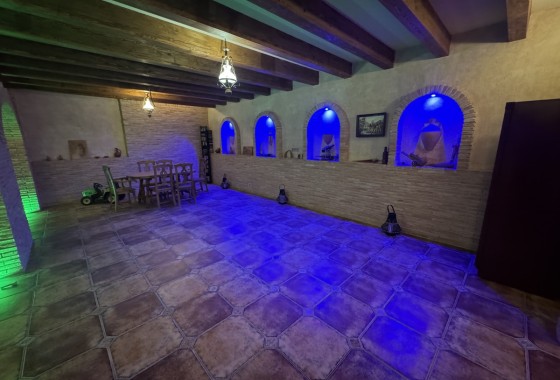 Resale - Villa - Cabo Roig