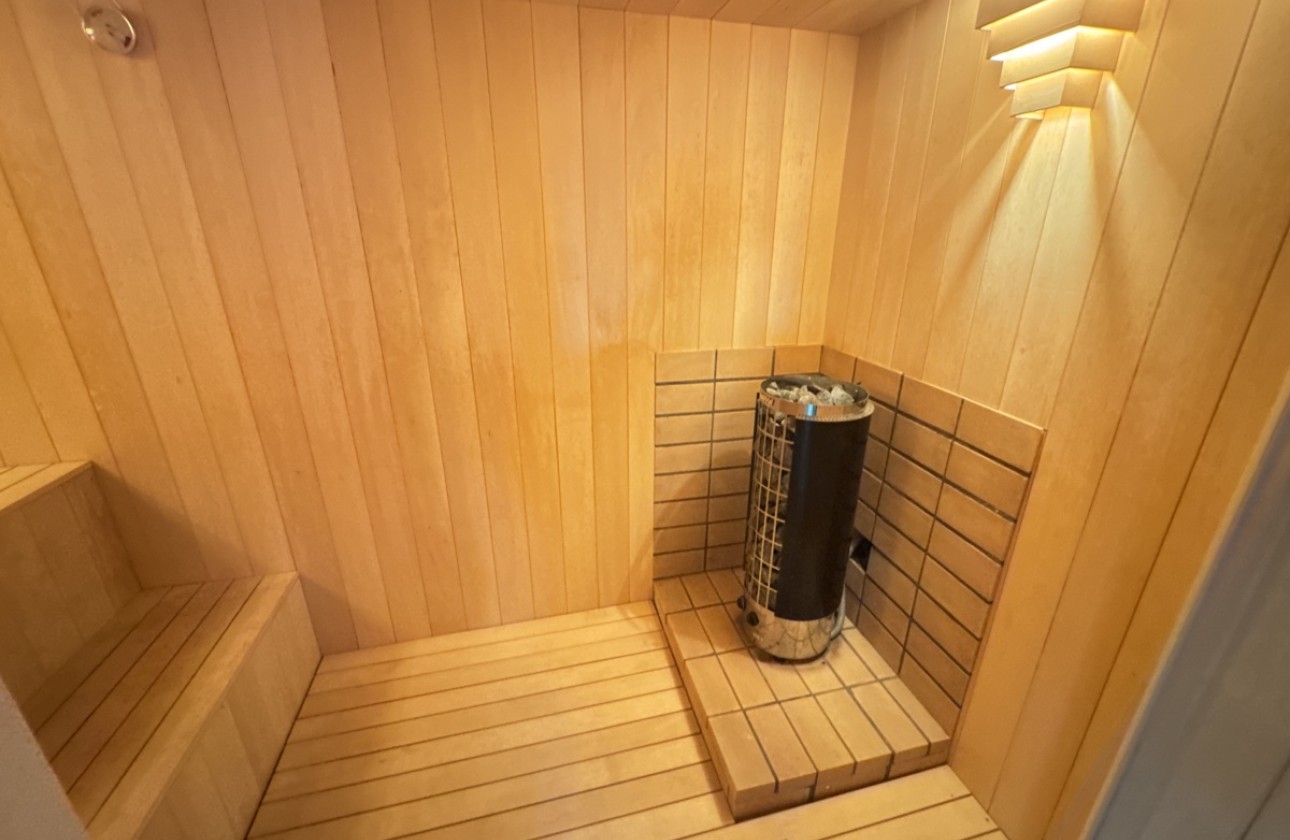 Resale - Villa - Cabo Roig