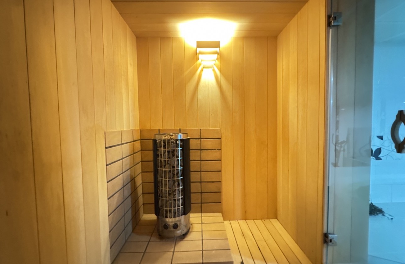 Resale - Villa - Cabo Roig