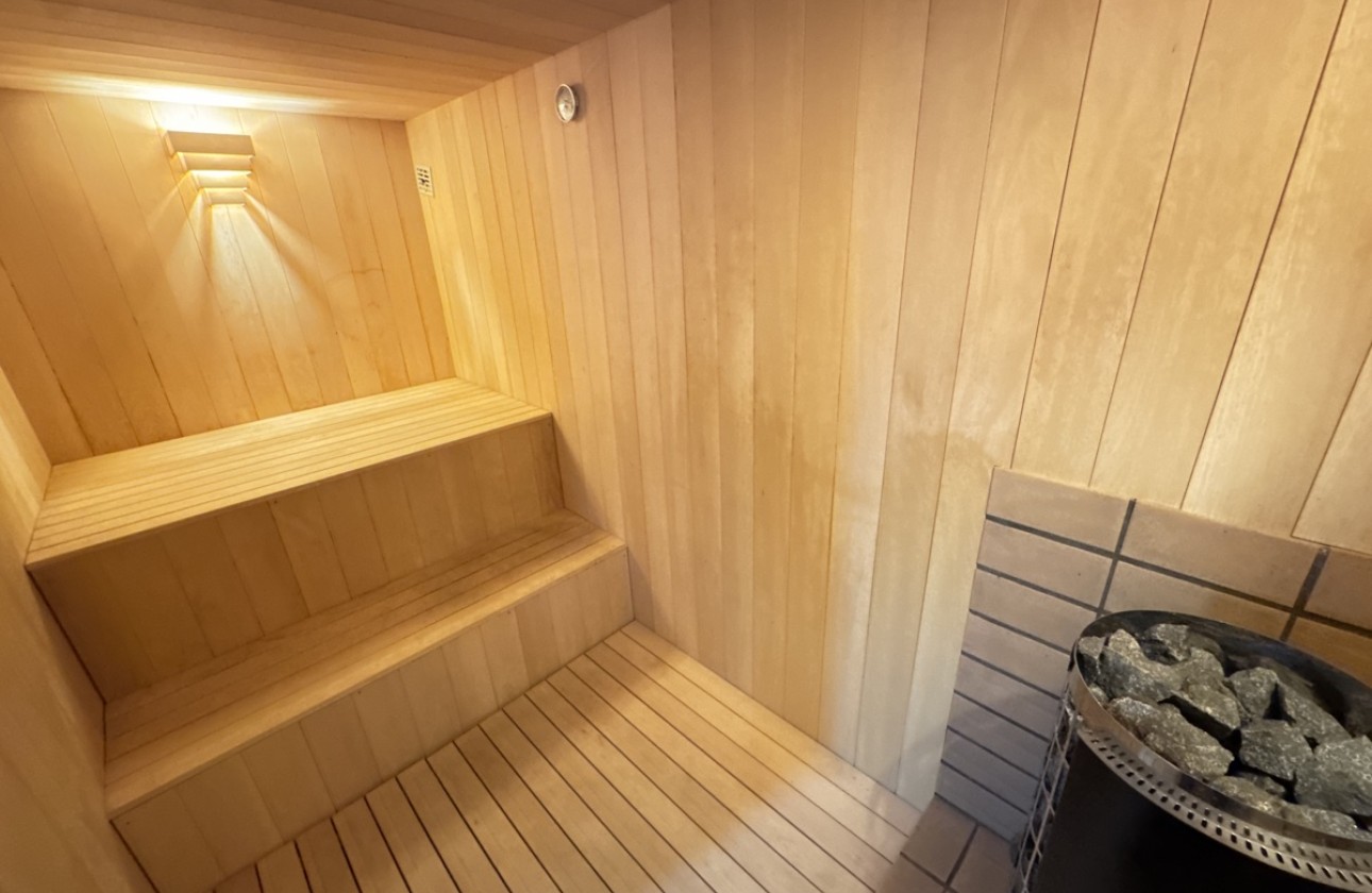 Resale - Villa - Cabo Roig