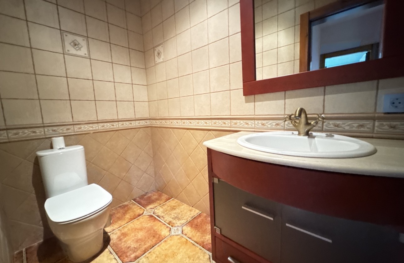 Resale - Villa - Cabo Roig