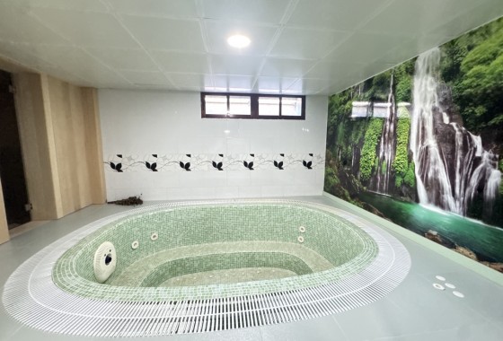 Resale - Villa - Cabo Roig