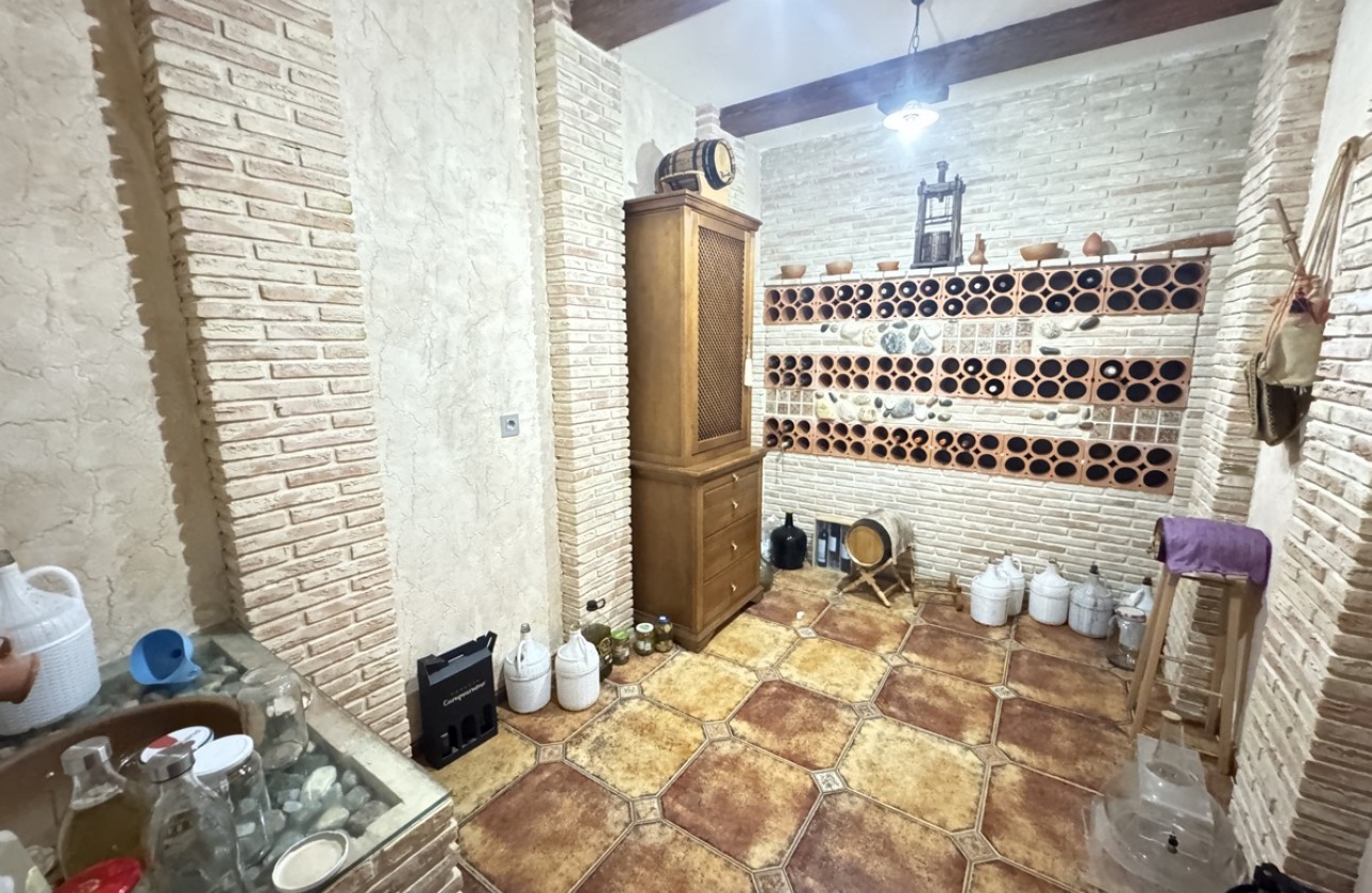 Resale - Villa - Cabo Roig