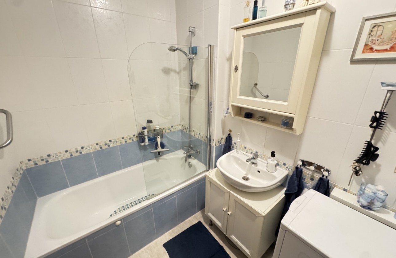 Resale - Apartment / flat - Los Altos