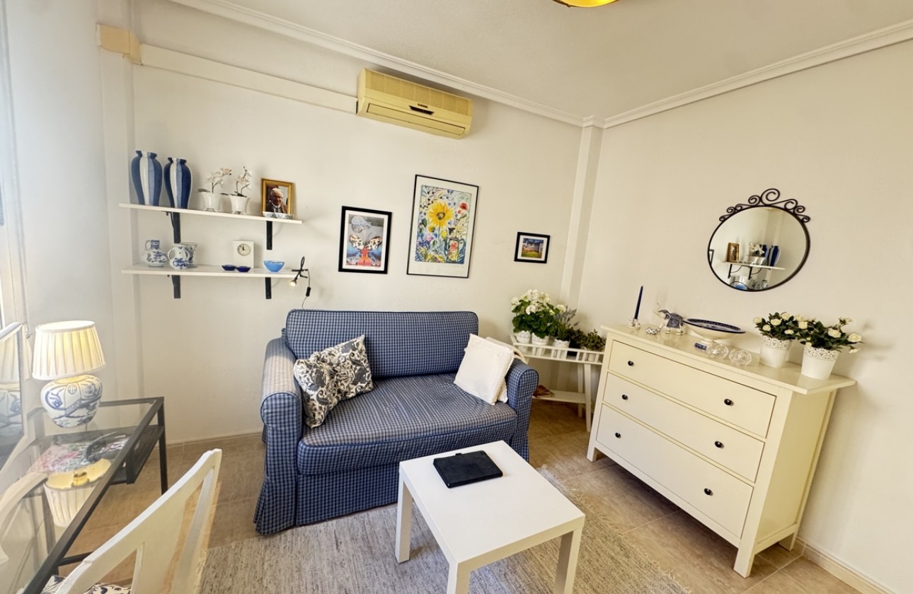 Resale - Apartment / flat - Los Altos