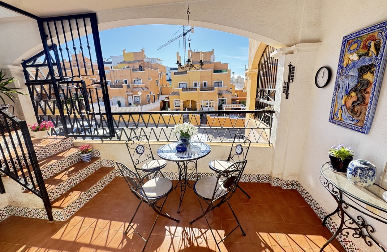 Resale - Apartment / flat - Los Altos
