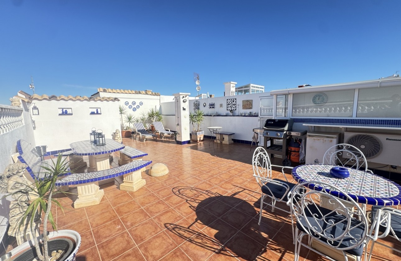 Resale - Apartment / flat - Los Altos