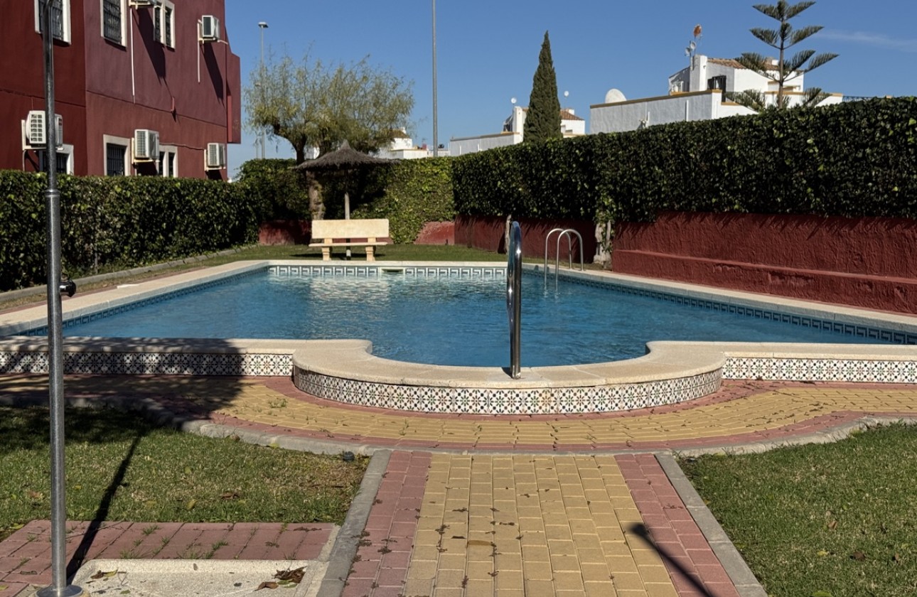 Resale - Apartment / flat - Los Altos