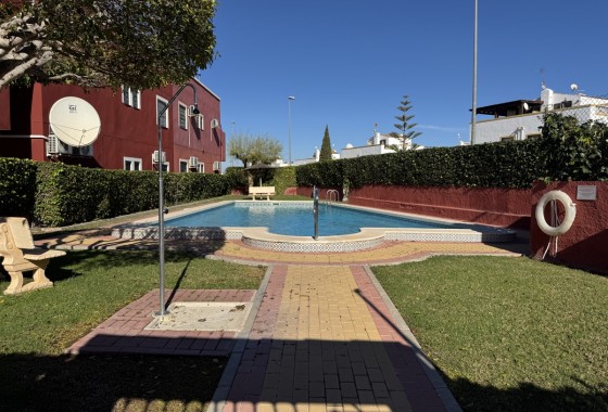 Resale - Apartment / flat - Los Altos