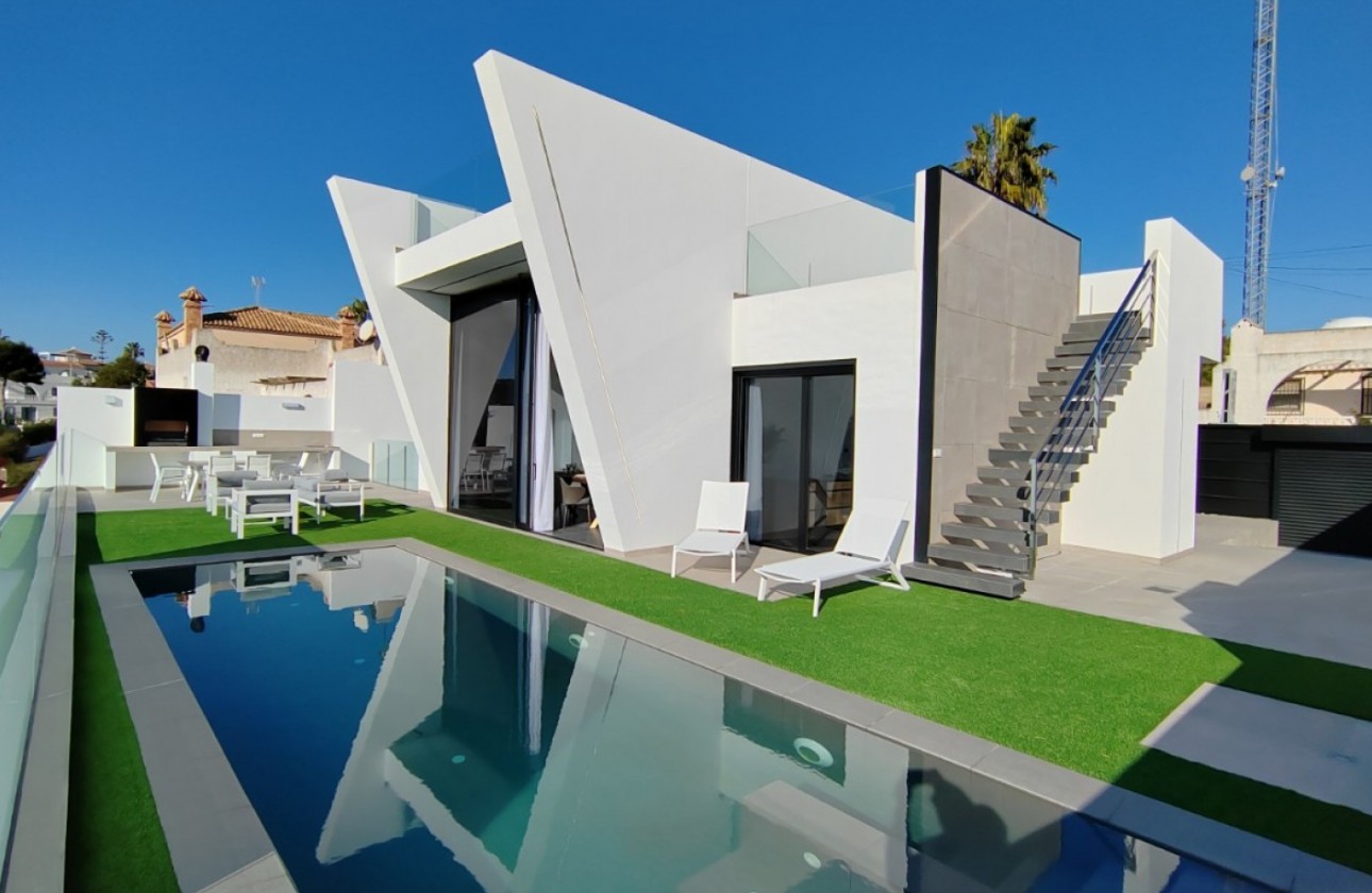 Nueva construcción  - Chalet - Torrevieja - Los Balcones - Los Altos del Edén