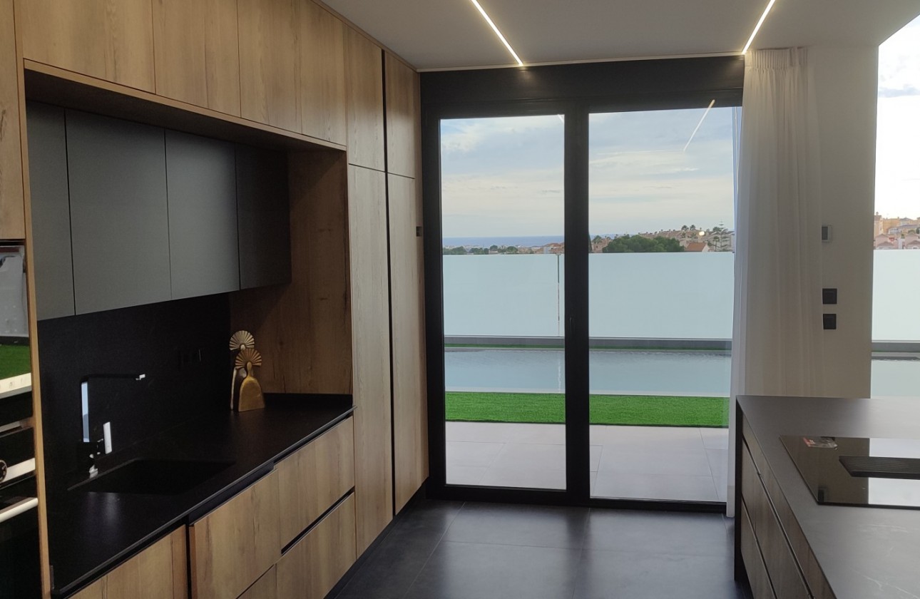 Nueva construcción  - Chalet - Torrevieja - Los Balcones - Los Altos del Edén