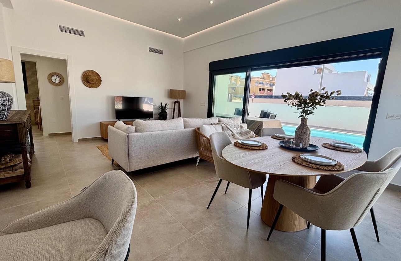 Nueva construcción  - Chalet - Rafal - polideportivo