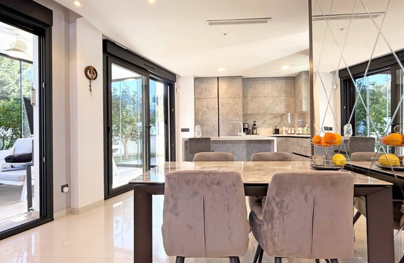 Reventa - Chalet - Orihuela Costa - Villamartín