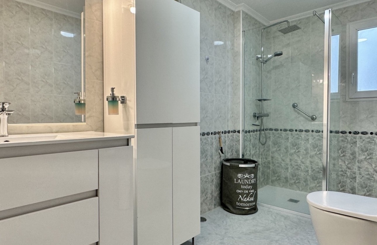 Reventa - Apartamento / piso - Orihuela Costa - Playa Flamenca