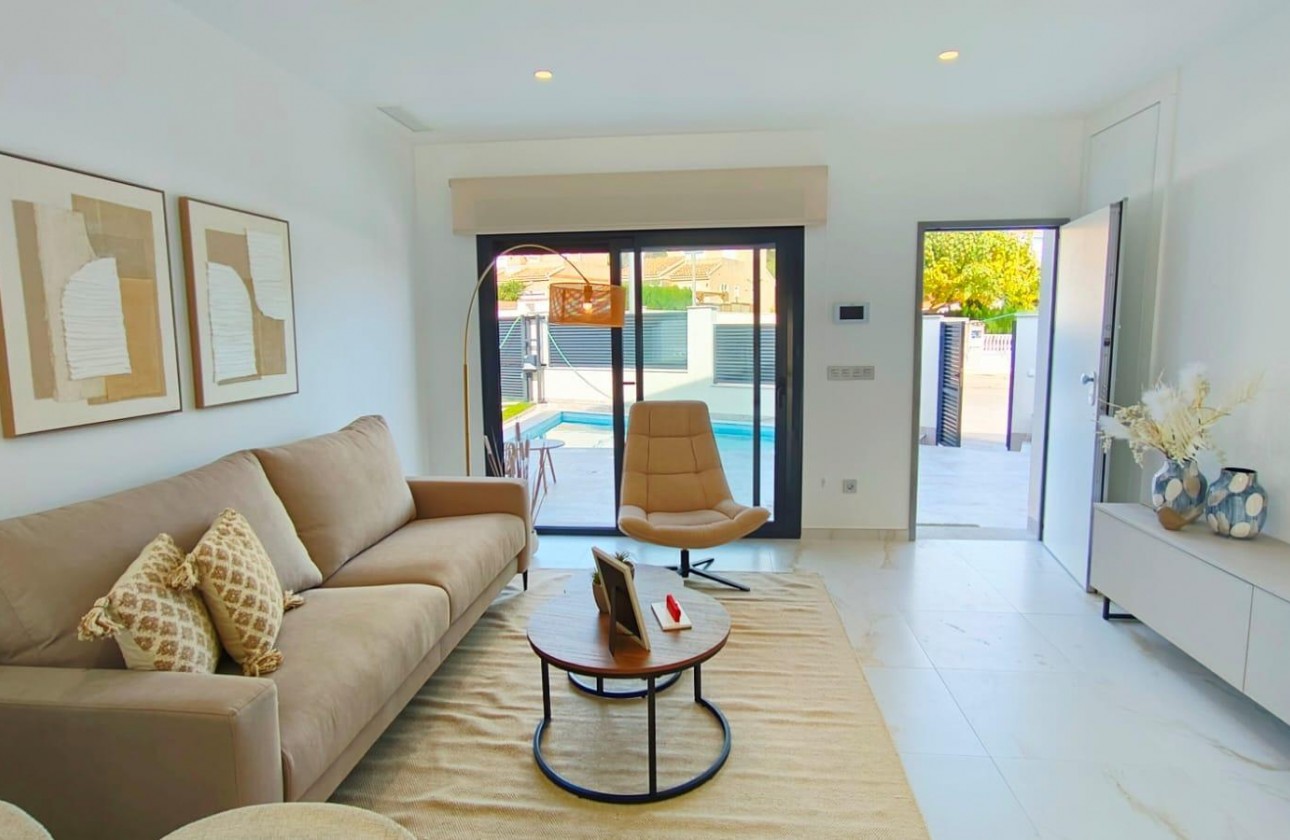 Nueva construcción  - Chalet - Pilar de la Horadada - Pinar de Campoverde