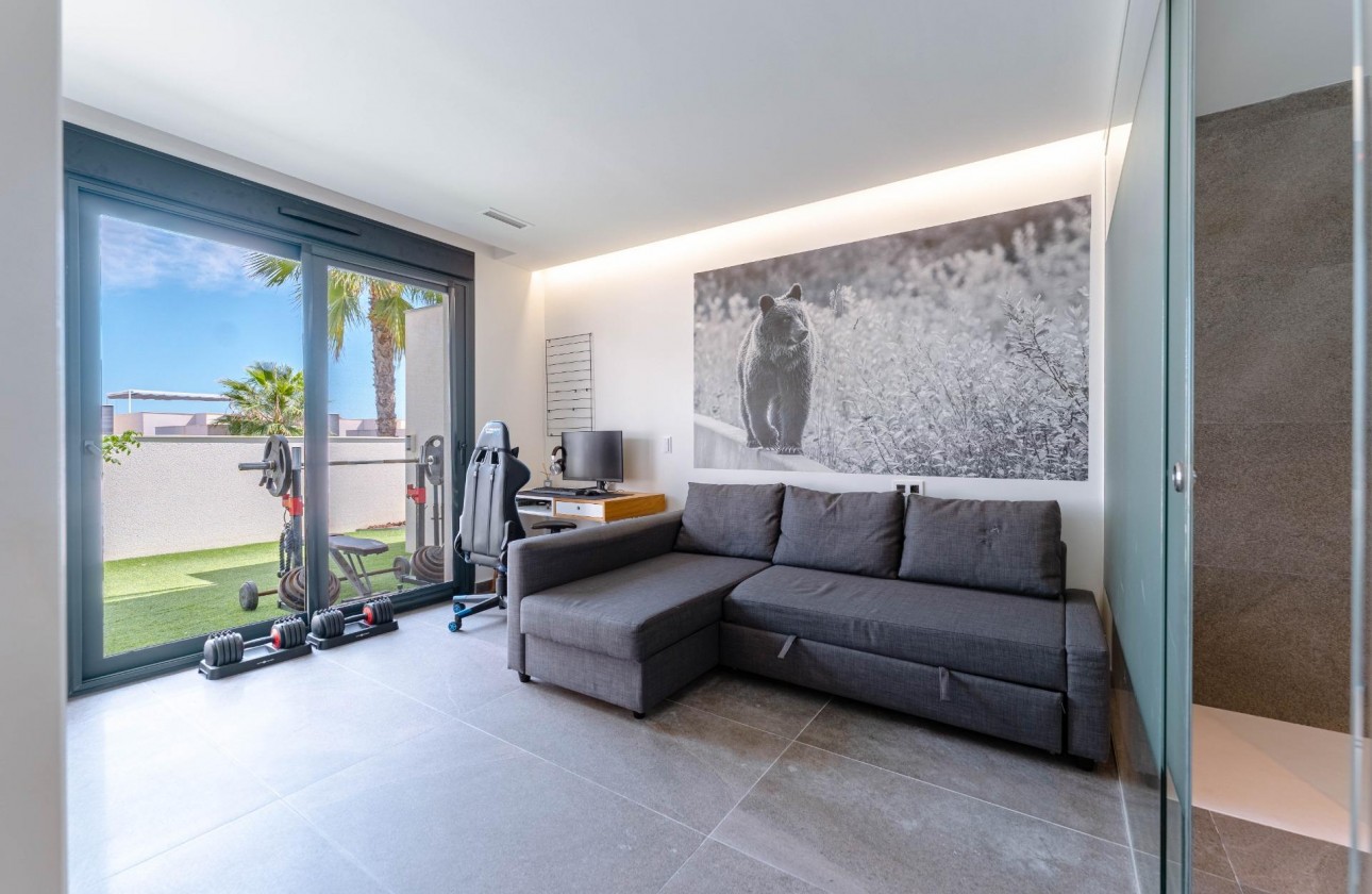 Reventa - Chalet - San Miguel de Salinas - Costa blanca sur