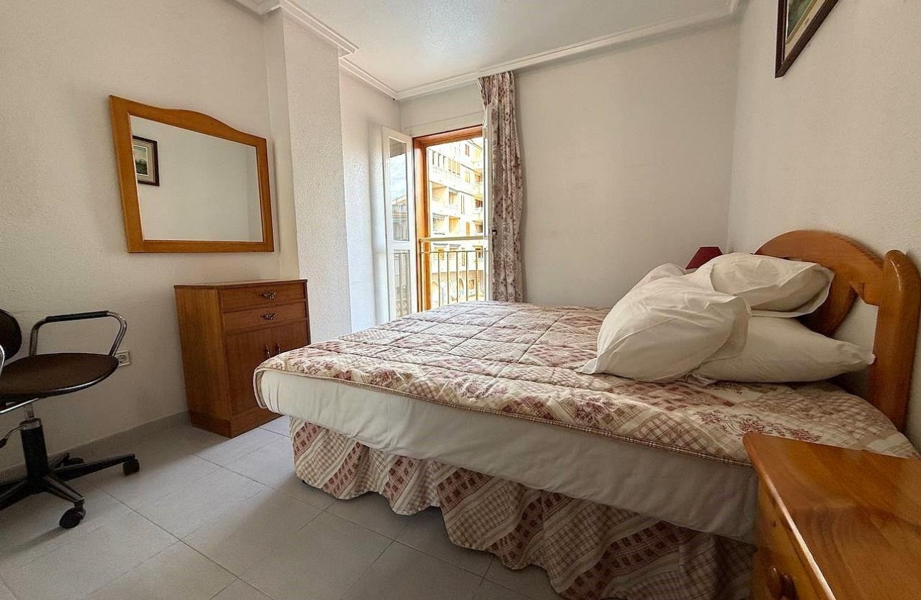 Revente - Appartement - Torrevieja - Acequion