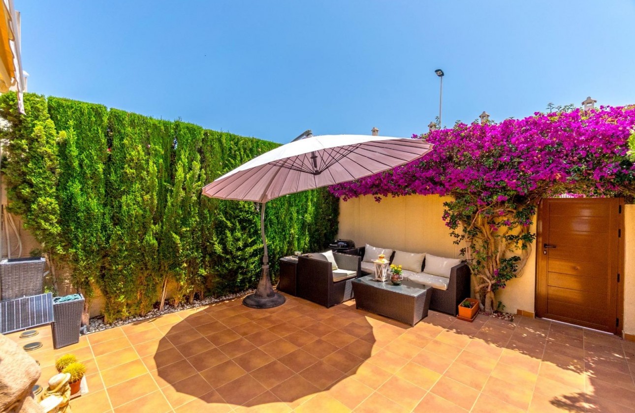 Resale - Villa - Torrevieja - Aguas Nuevas