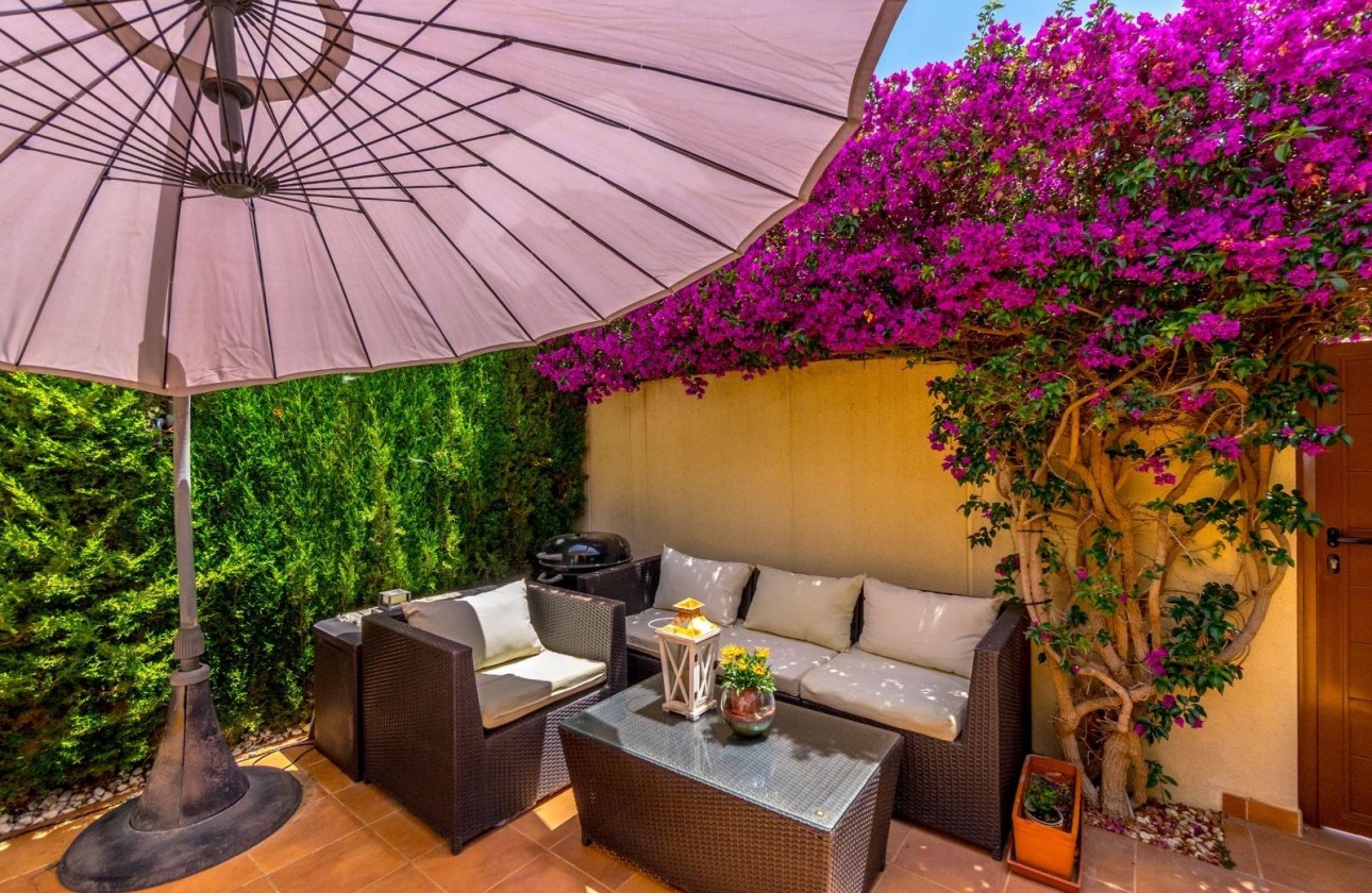 Resale - Villa - Torrevieja - Aguas Nuevas