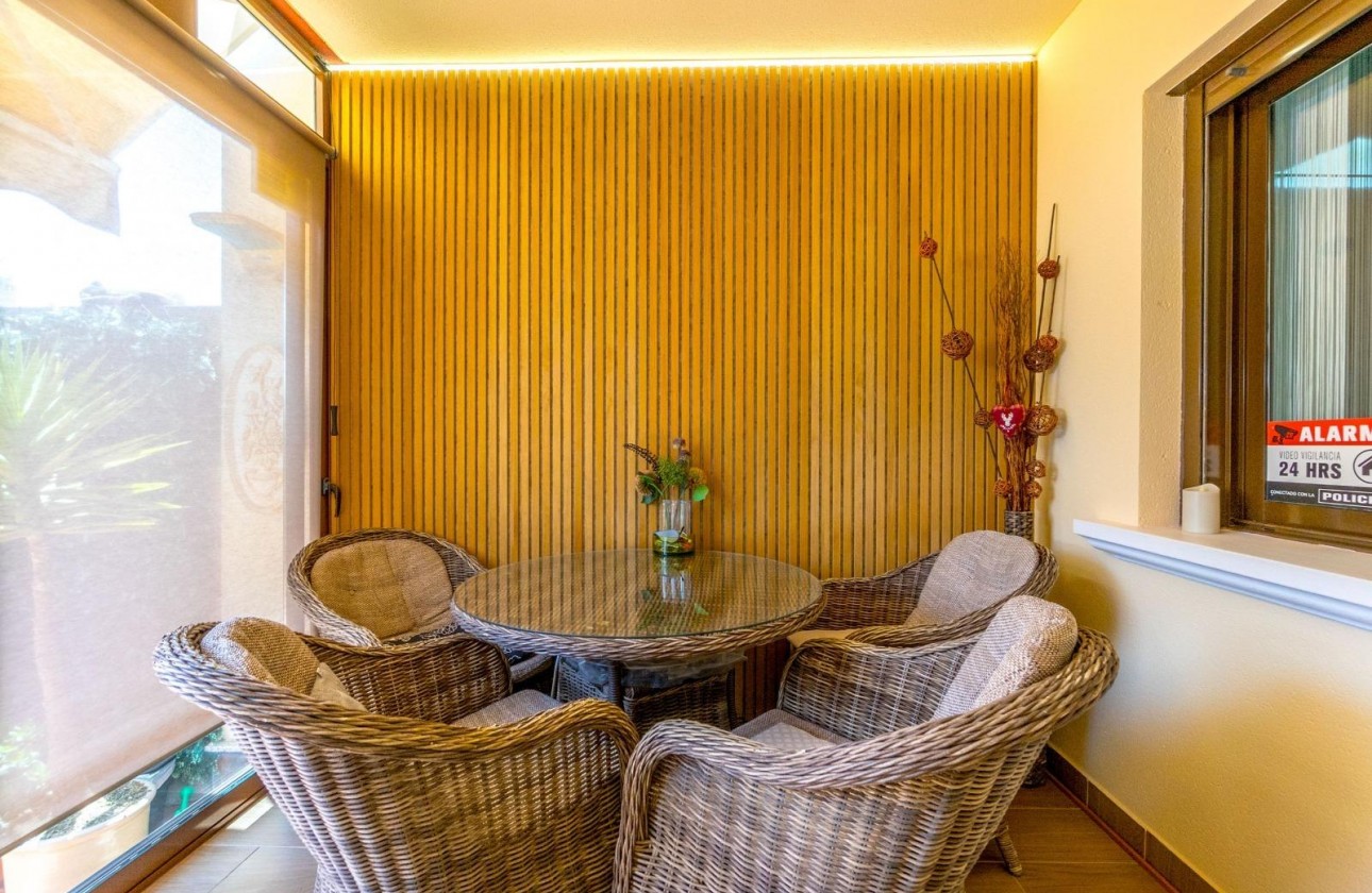 Resale - Villa - Torrevieja - Aguas Nuevas