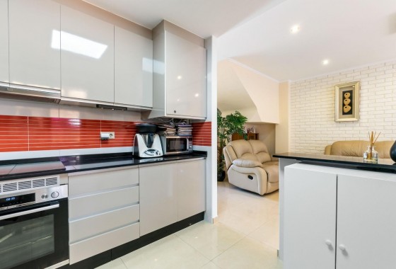 Resale - Villa - Torrevieja - Aguas Nuevas