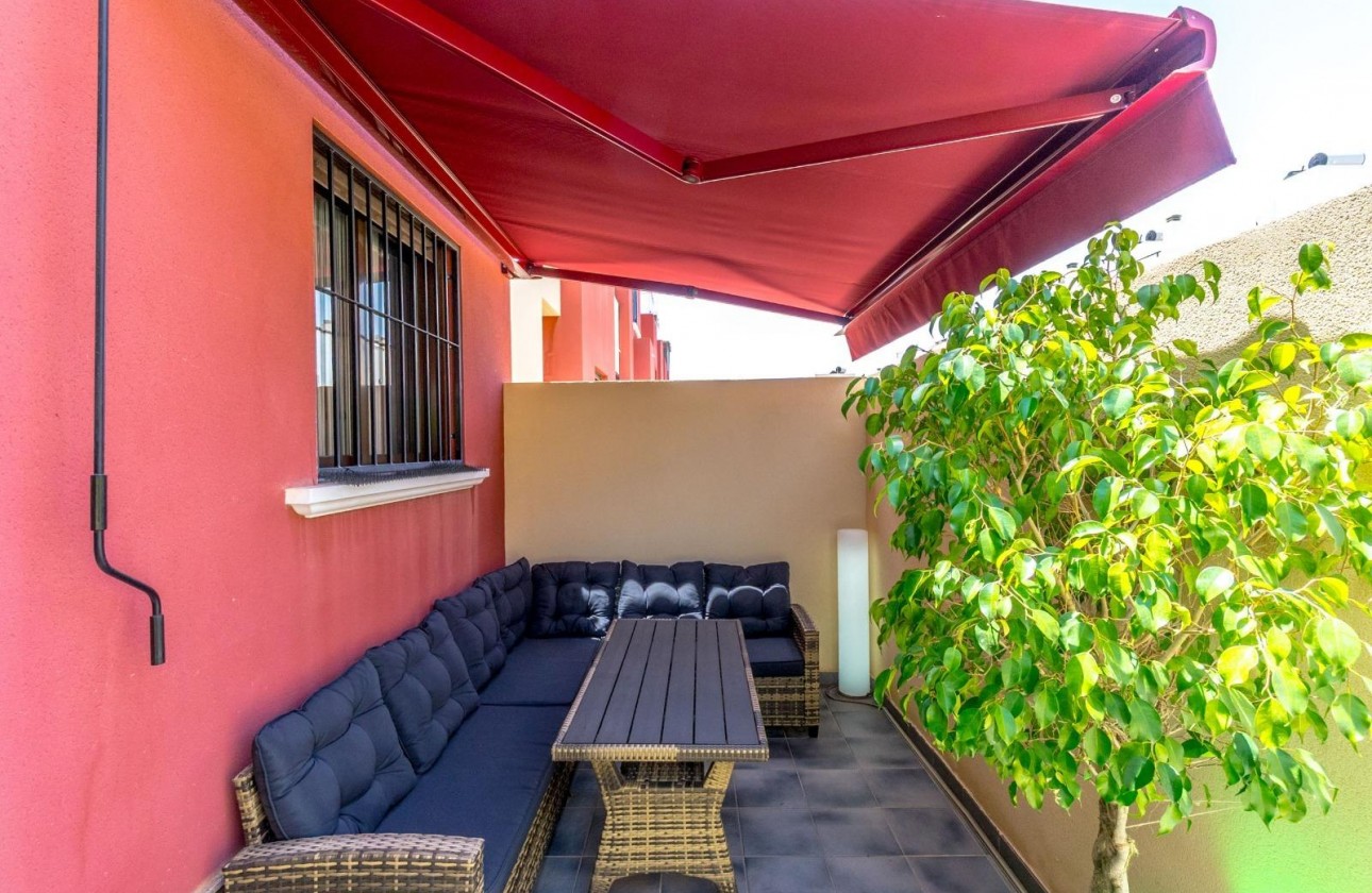 Resale - Villa - Torrevieja - Aguas Nuevas