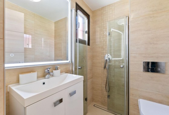 Resale - Villa - Torrevieja - Aguas Nuevas