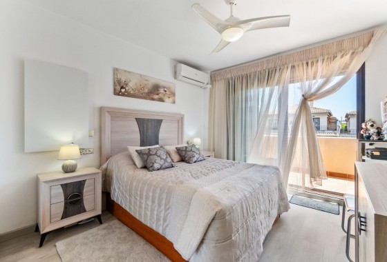 Resale - Villa - Torrevieja - Aguas Nuevas