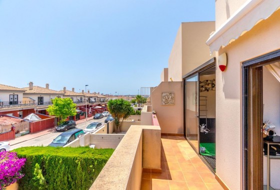 Resale - Villa - Torrevieja - Aguas Nuevas