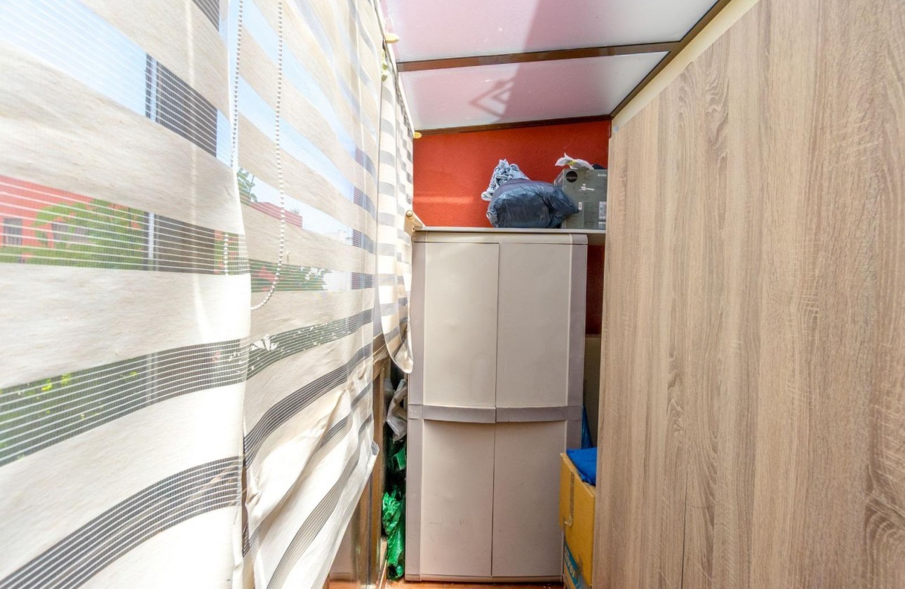 Resale - Villa - Torrevieja - Aguas Nuevas