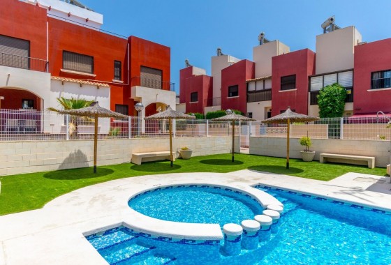 Resale - Villa - Torrevieja - Aguas Nuevas