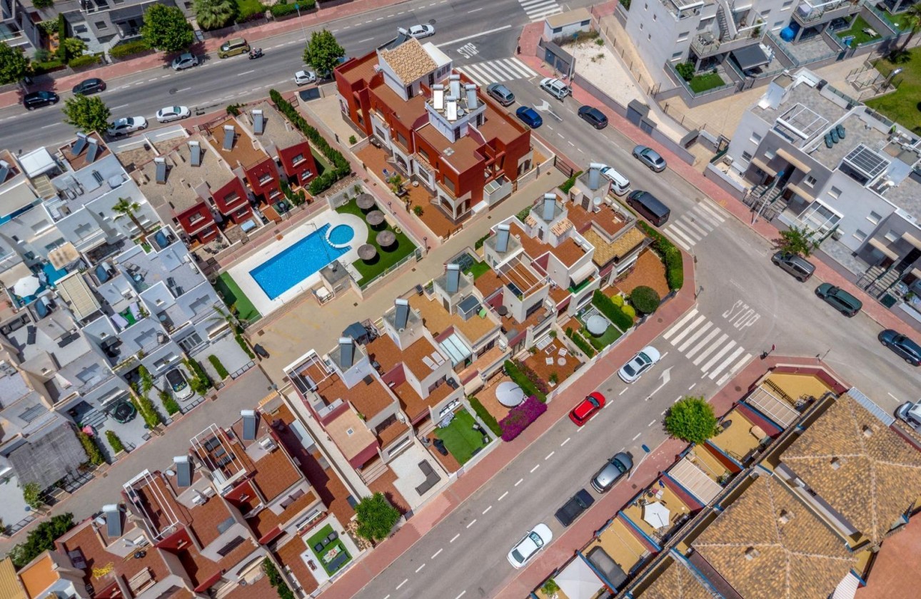 Resale - Villa - Torrevieja - Aguas Nuevas